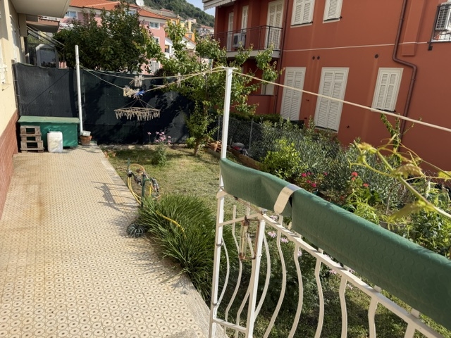 Trilocale classe A4 a Pietra Ligure