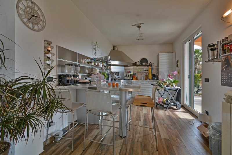 Villa vista mare a Finale Ligure