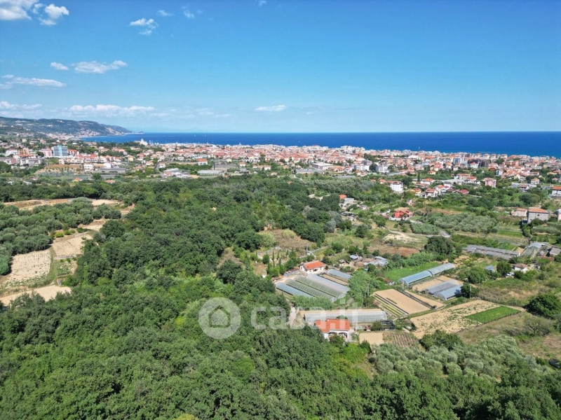 Villa vista mare a Borghetto Santo Spirito