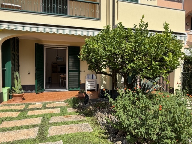 Vendita Appartamento in vendita con giardino a Loano - Vista 2