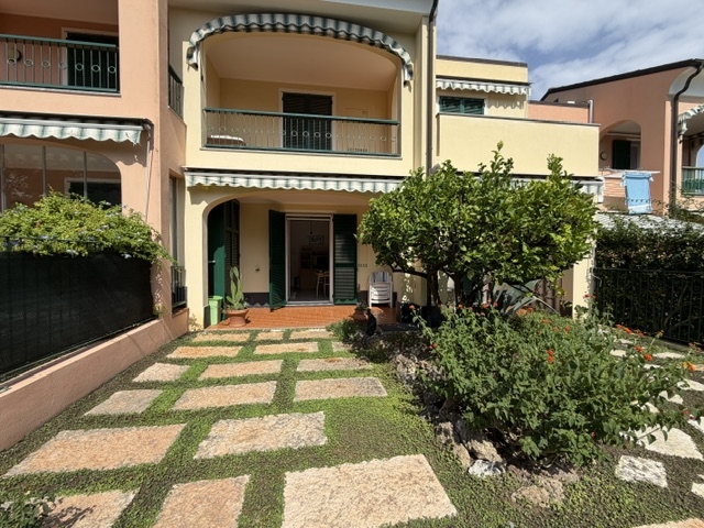 Vendita Appartamento in vendita con giardino a Loano - Vista 3