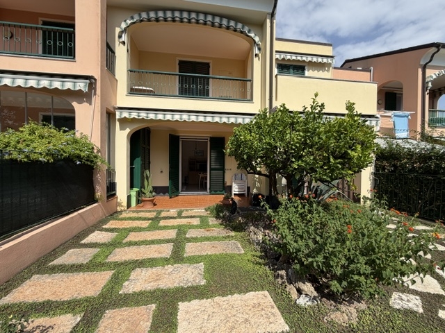 Vendita Appartamento in vendita con giardino a Loano - Vista 4