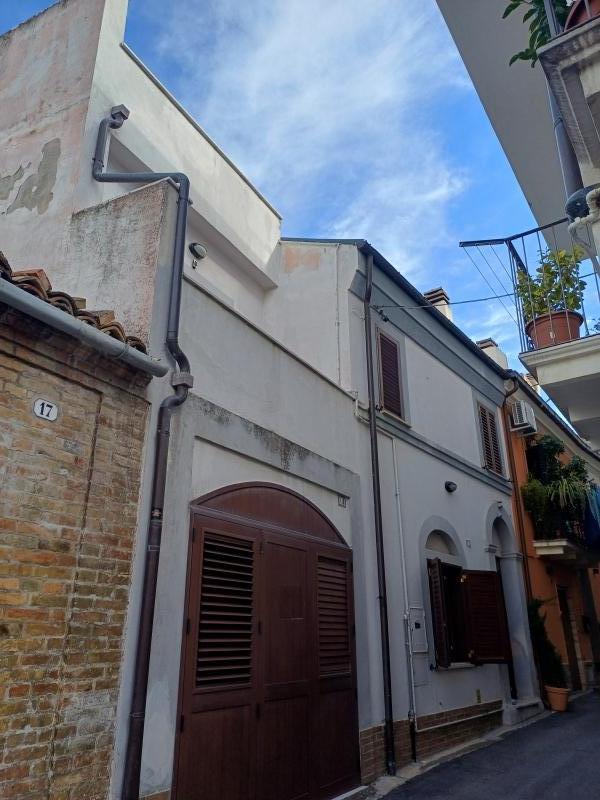 Casa indipendente con terrazzo a Casalbordino