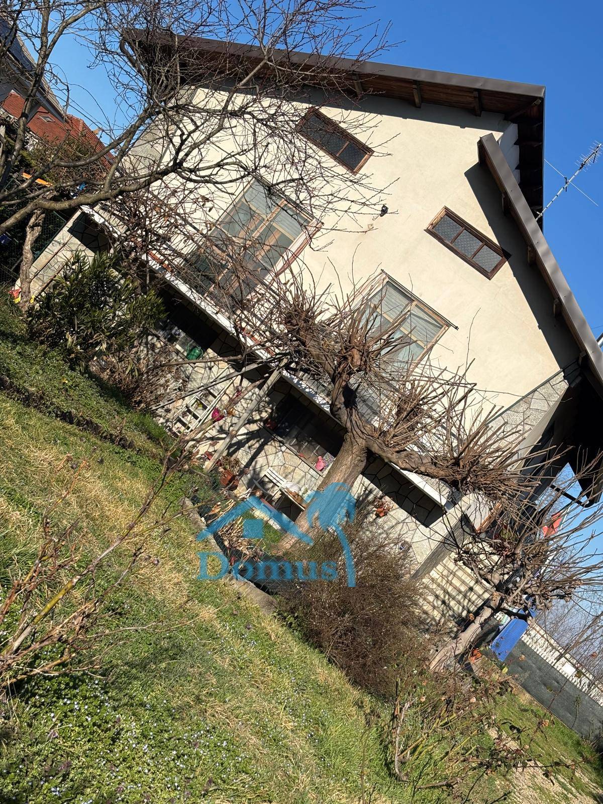 Villa in affitto a Piscina