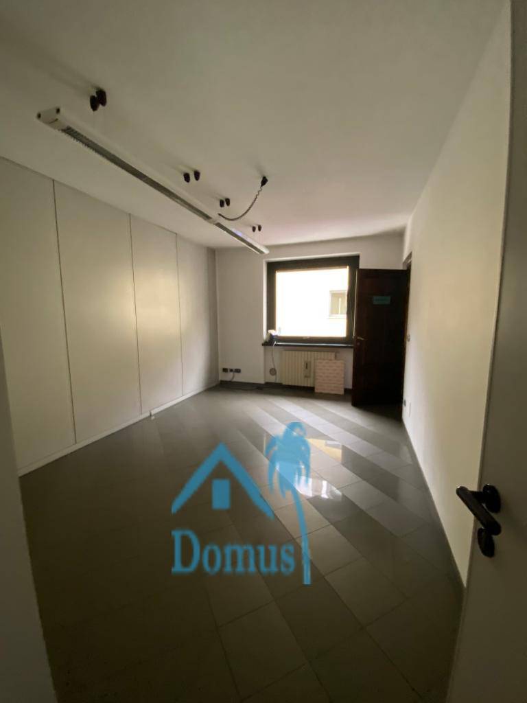 Appartamento in affitto a Pinerolo, Portici