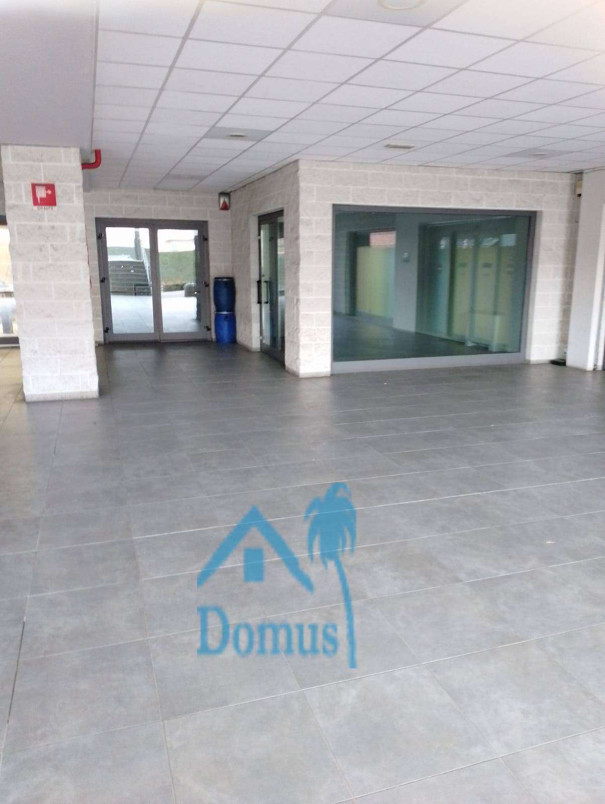 Locale commerciale in affitto a Bricherasio