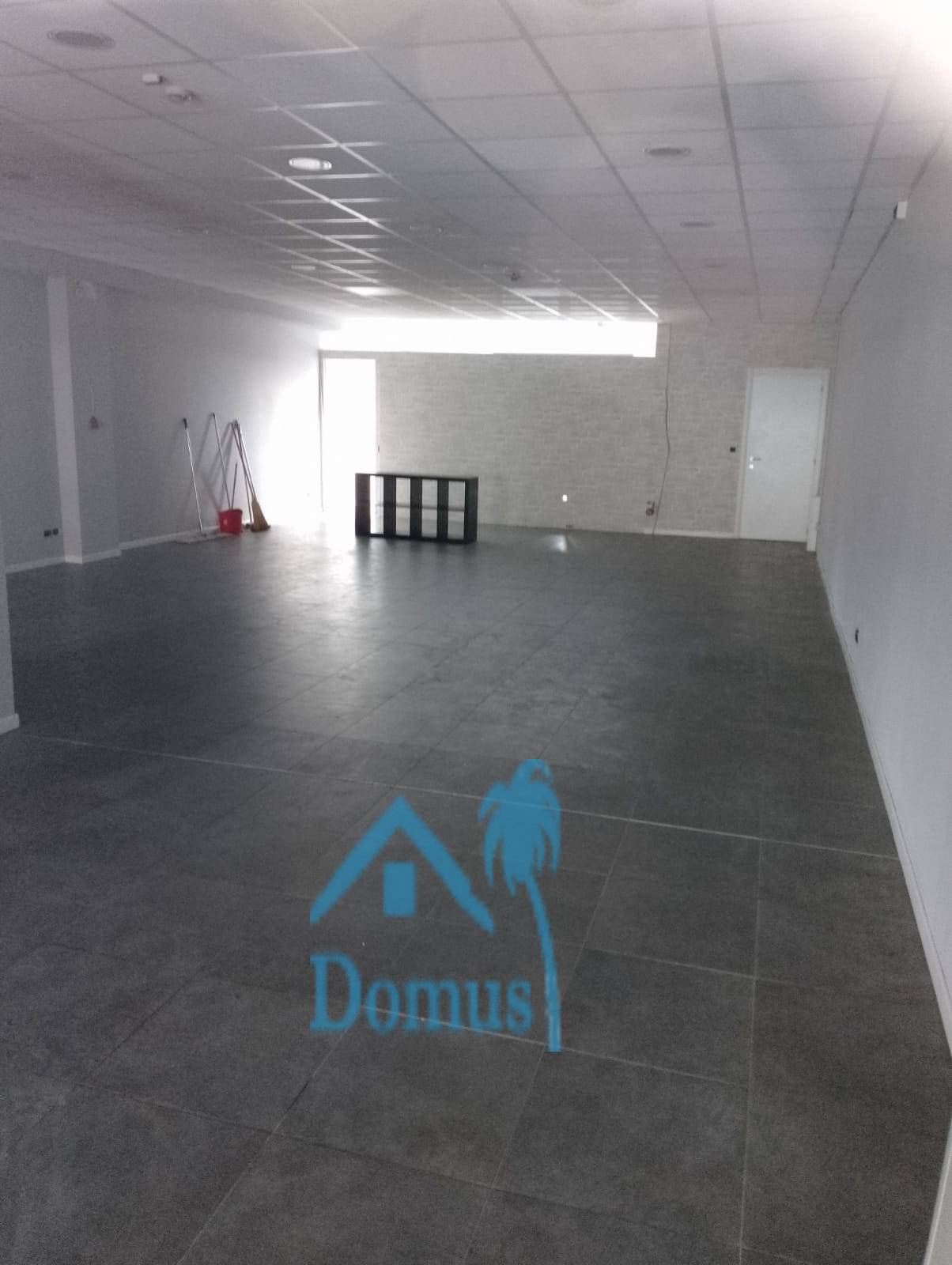 Locale commerciale in affitto a Bricherasio