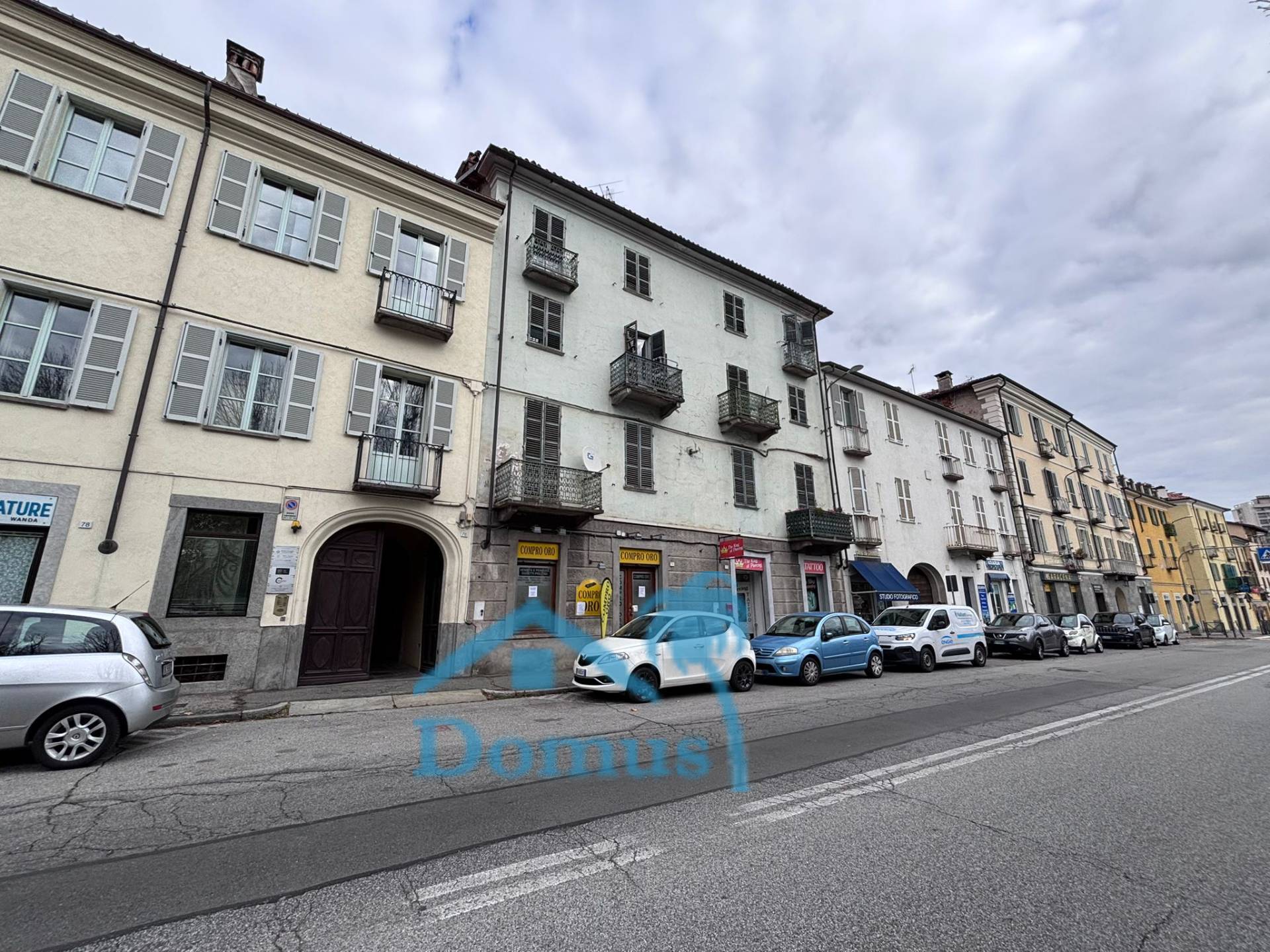 Locale commerciale in affitto a Pinerolo