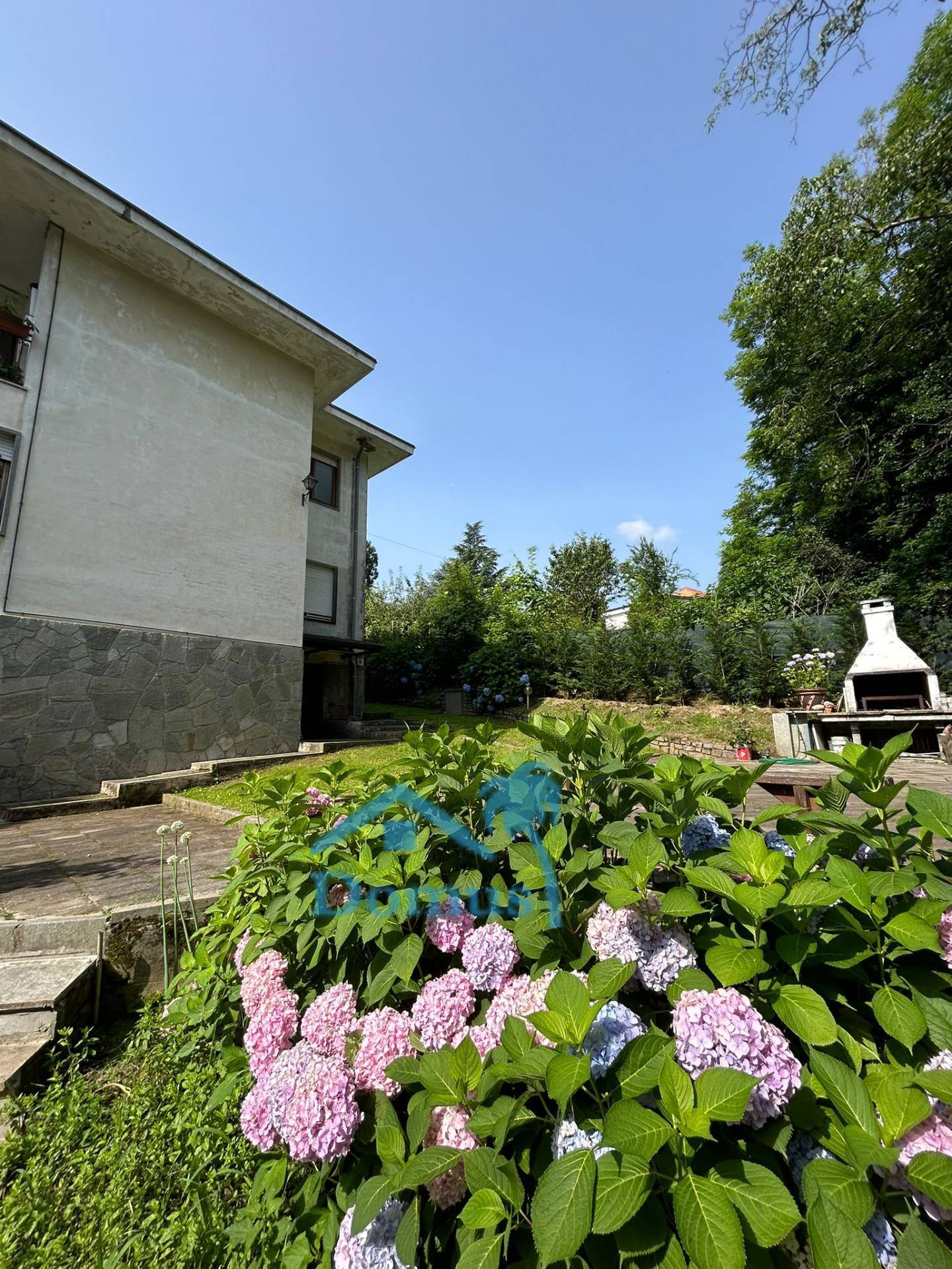 Villa in vendita a Cantalupa