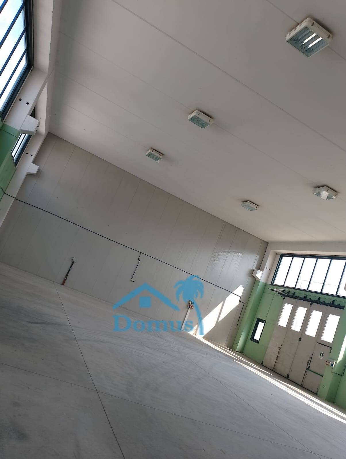 Capannone in vendita a Vigone