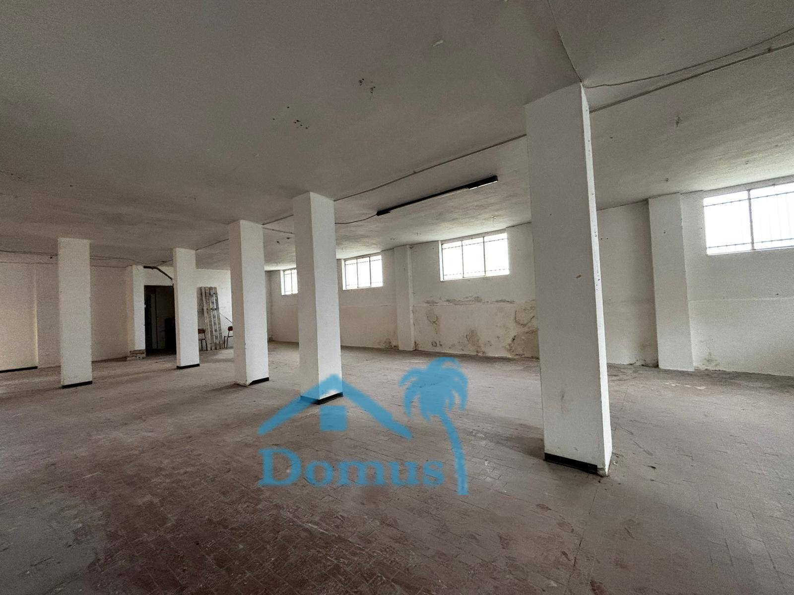 Locale commerciale in affitto a Pinerolo