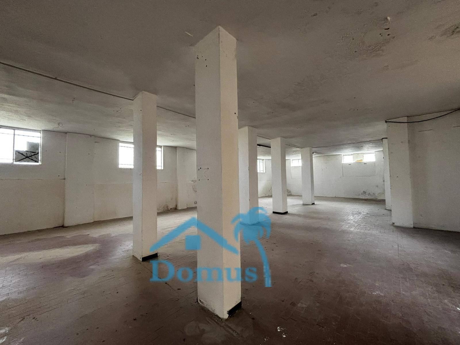 Locale commerciale in affitto a Pinerolo