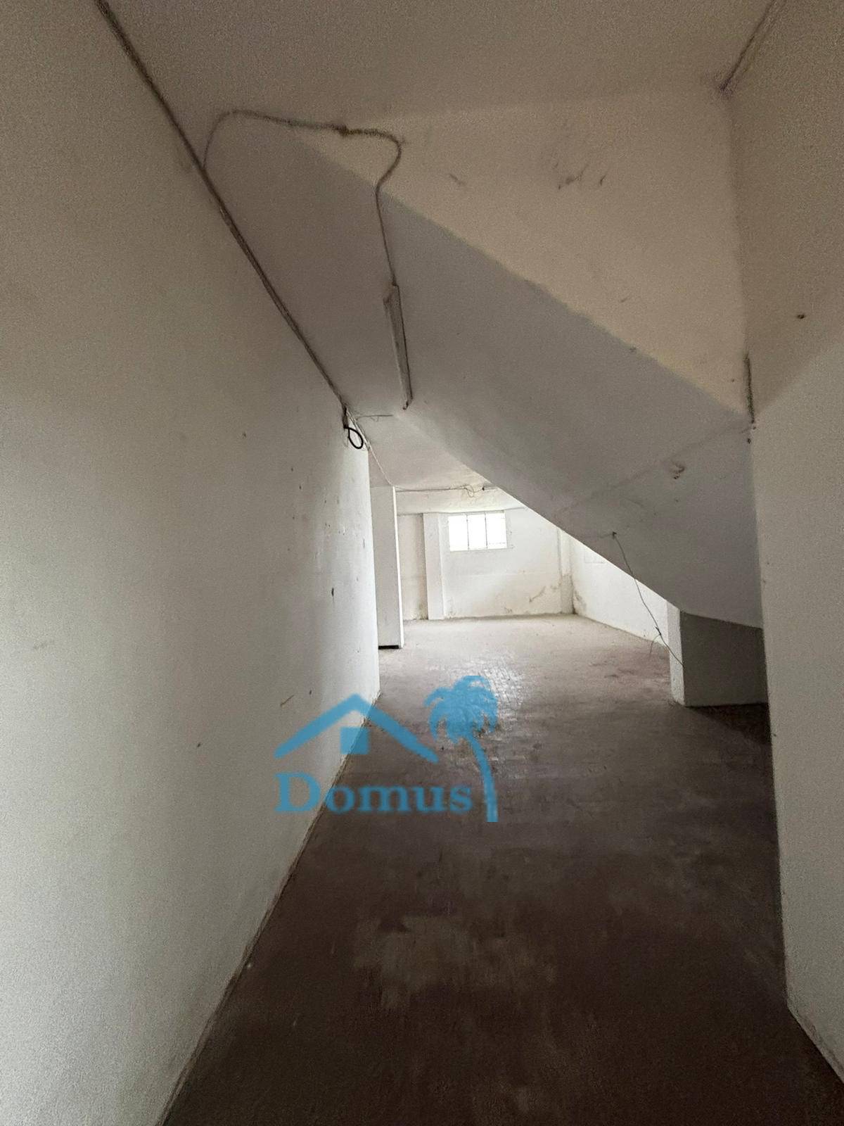 Locale commerciale in affitto a Pinerolo