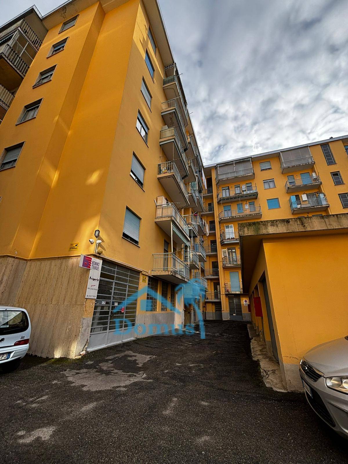 Locale commerciale in affitto a Pinerolo