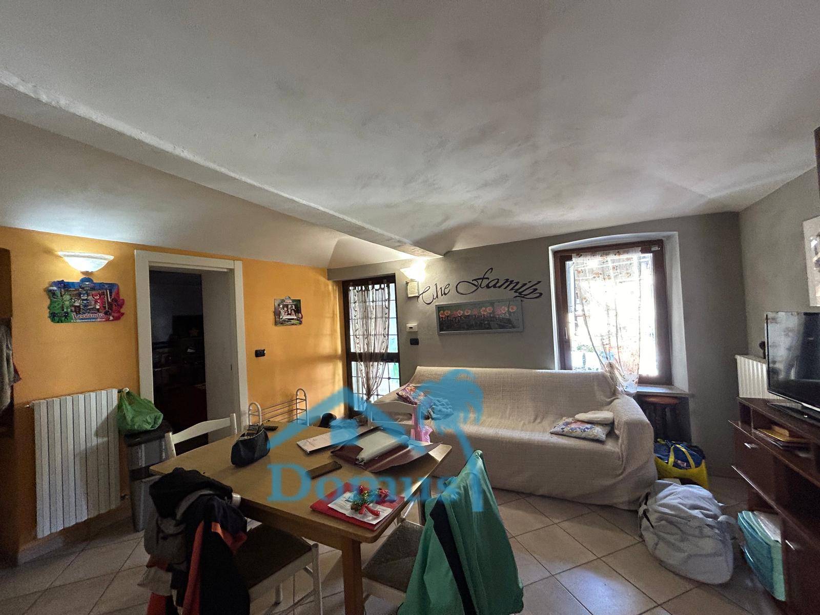 Appartamento-semindipendente in vendita a Porte