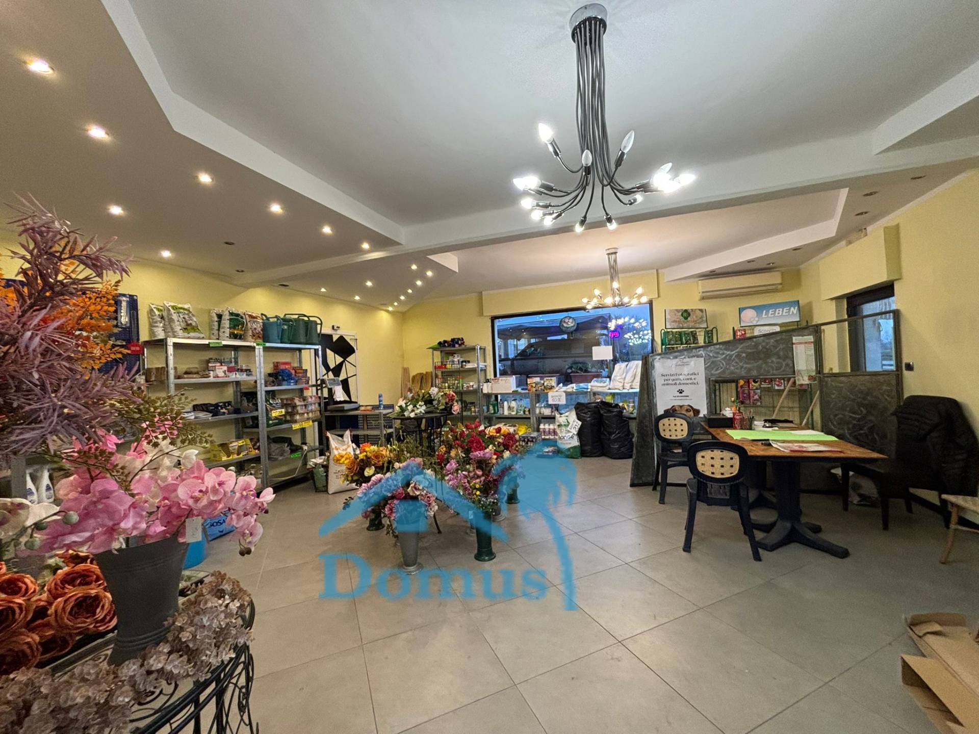 Locale commerciale in affitto a San Secondo di Pinerolo