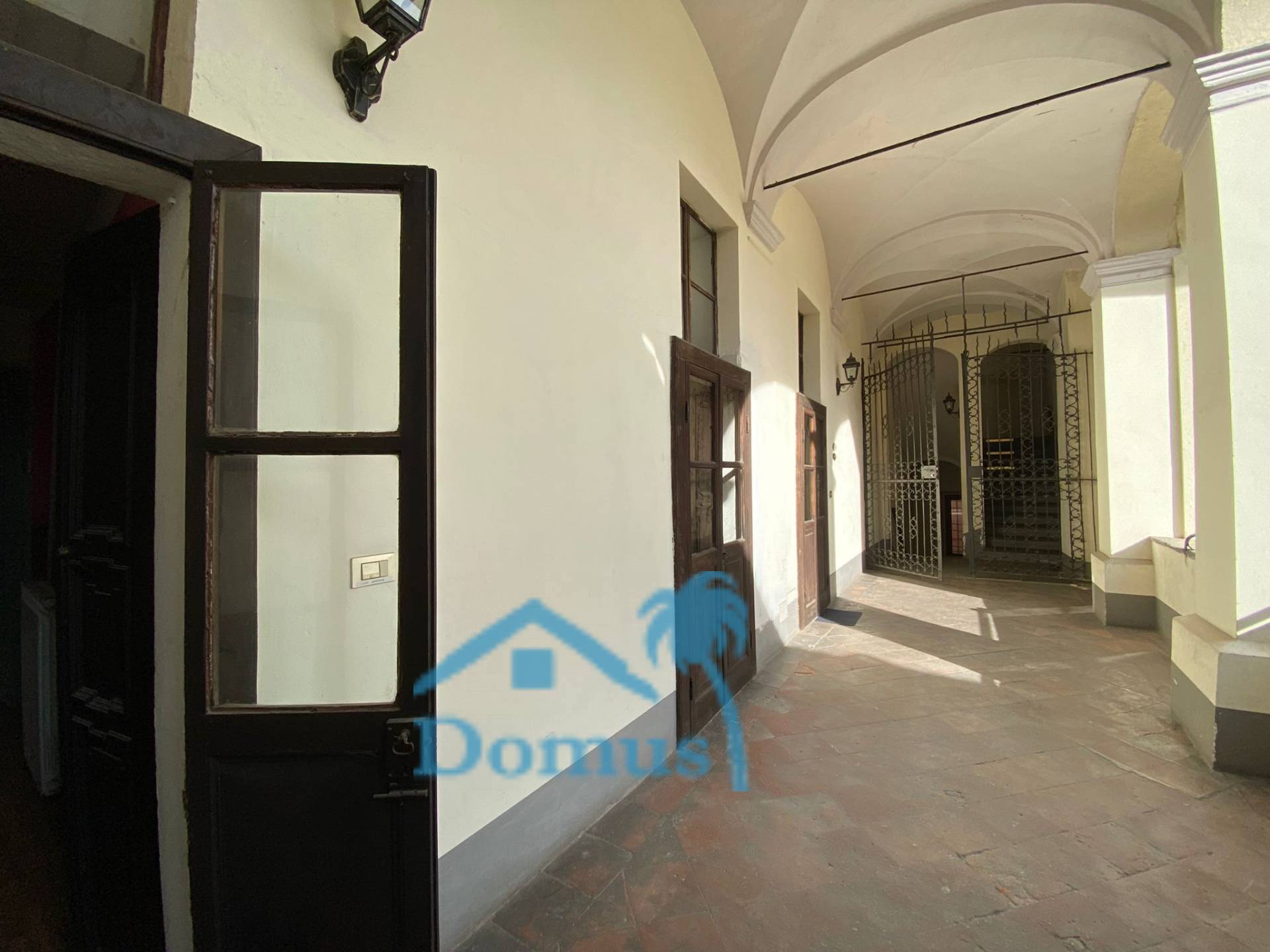 Studio/Ufficio in affitto a Pinerolo, Duomo