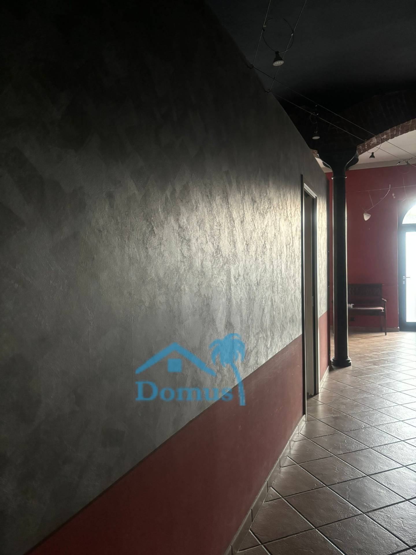 Locale commerciale in affitto a Pinerolo