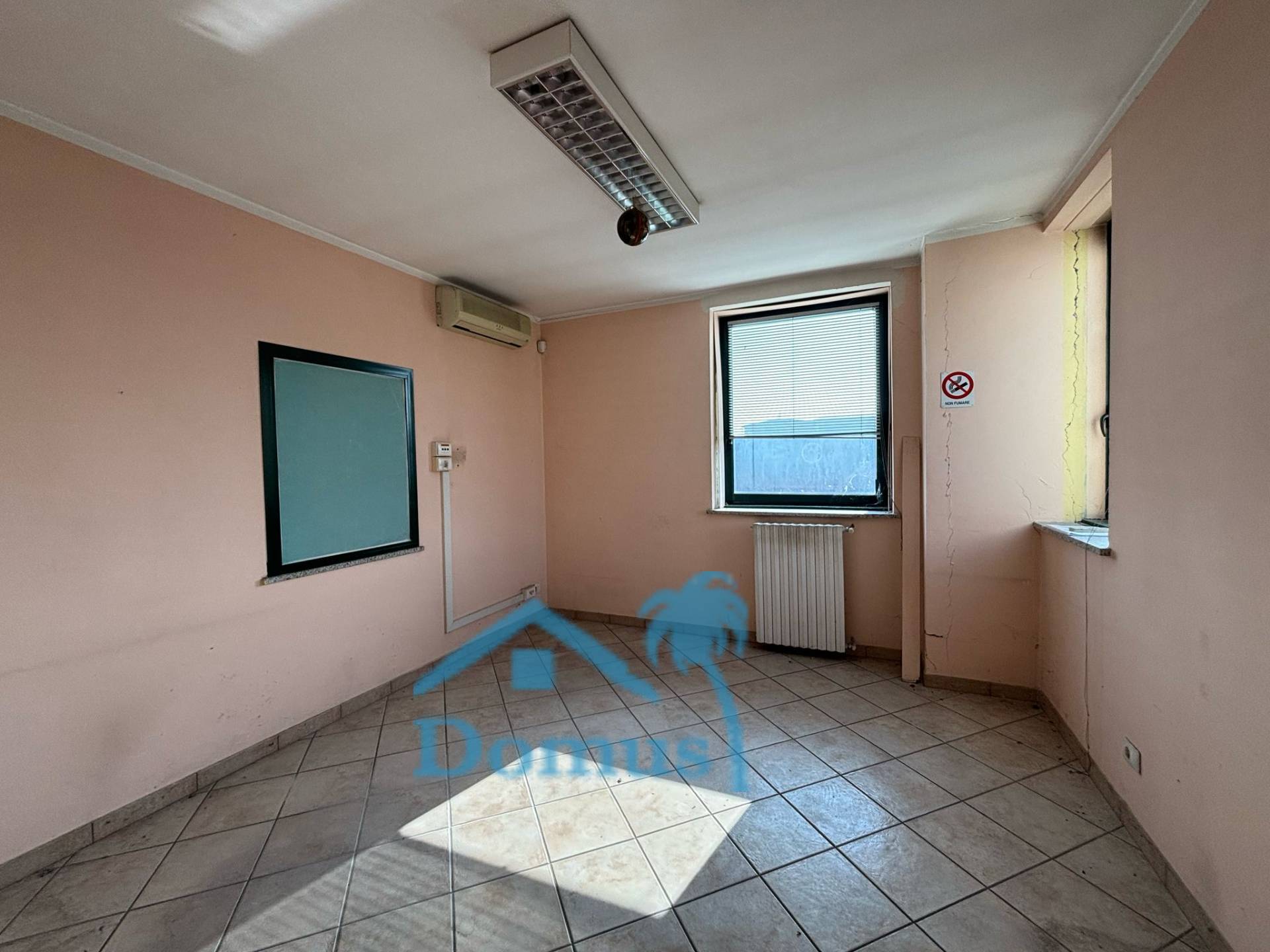 Locale commerciale in affitto a Bricherasio