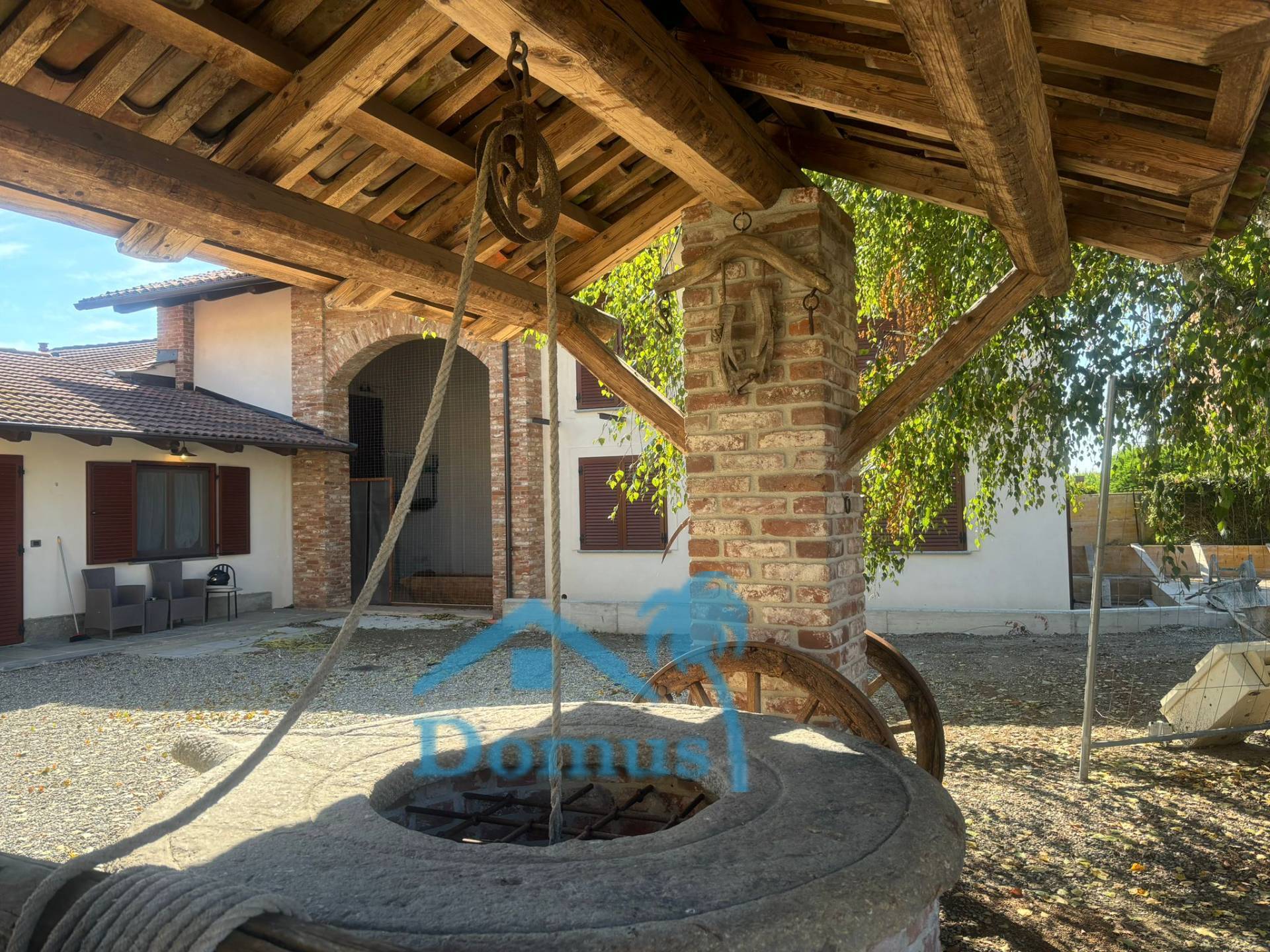 Villa in affitto a Piscina