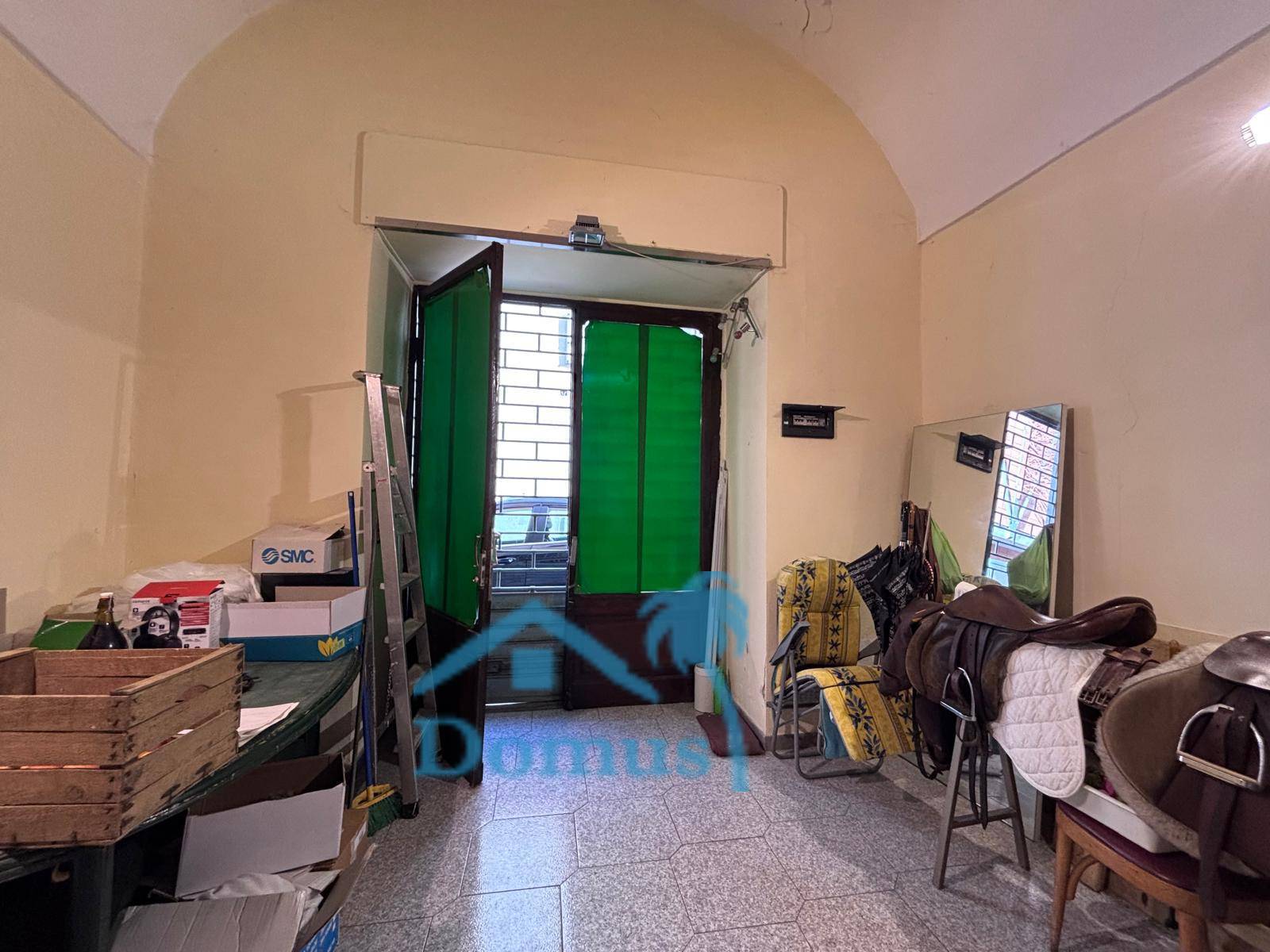 Locale commerciale in affitto a Pinerolo