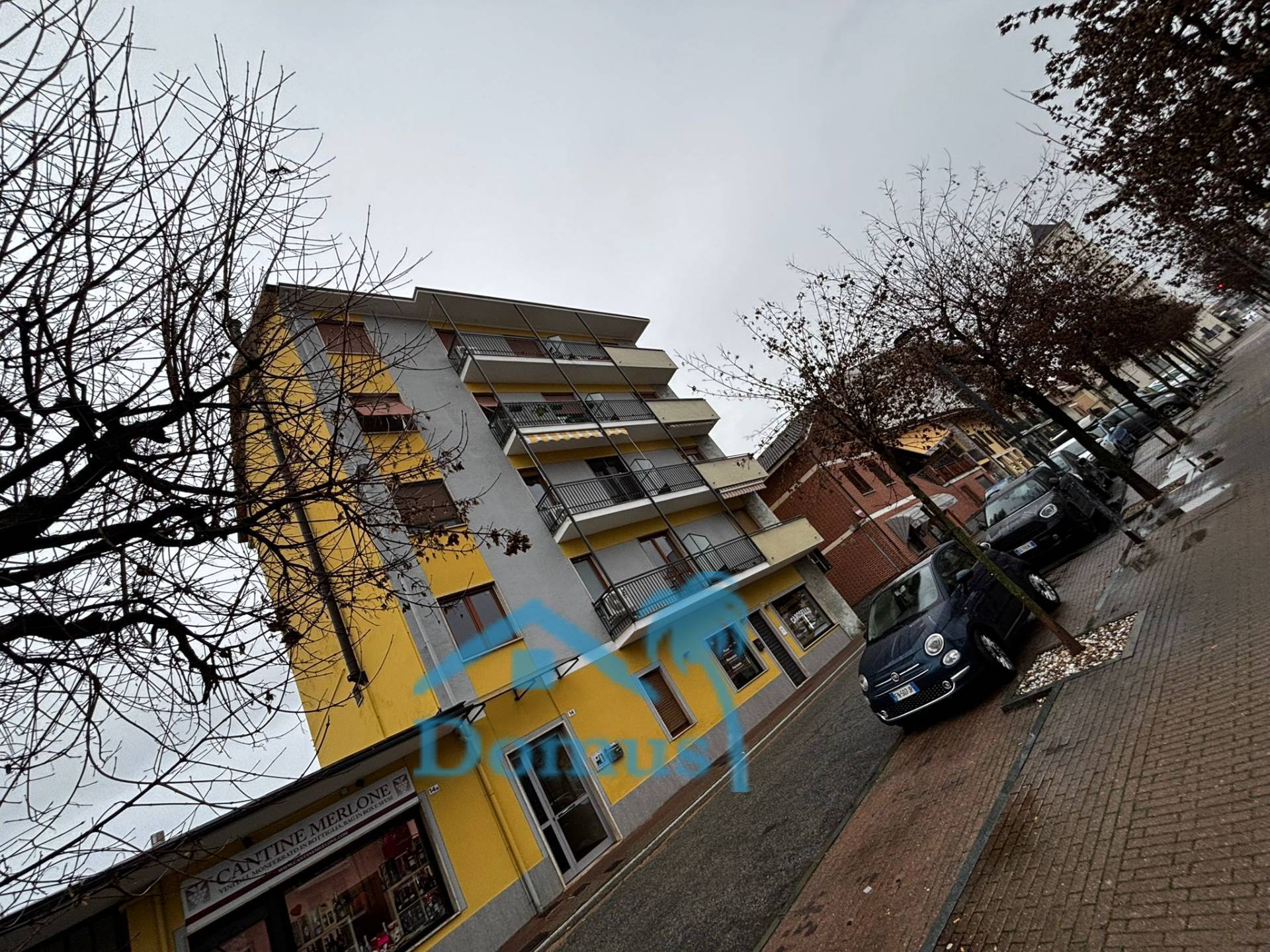 Appartamento in affitto a None