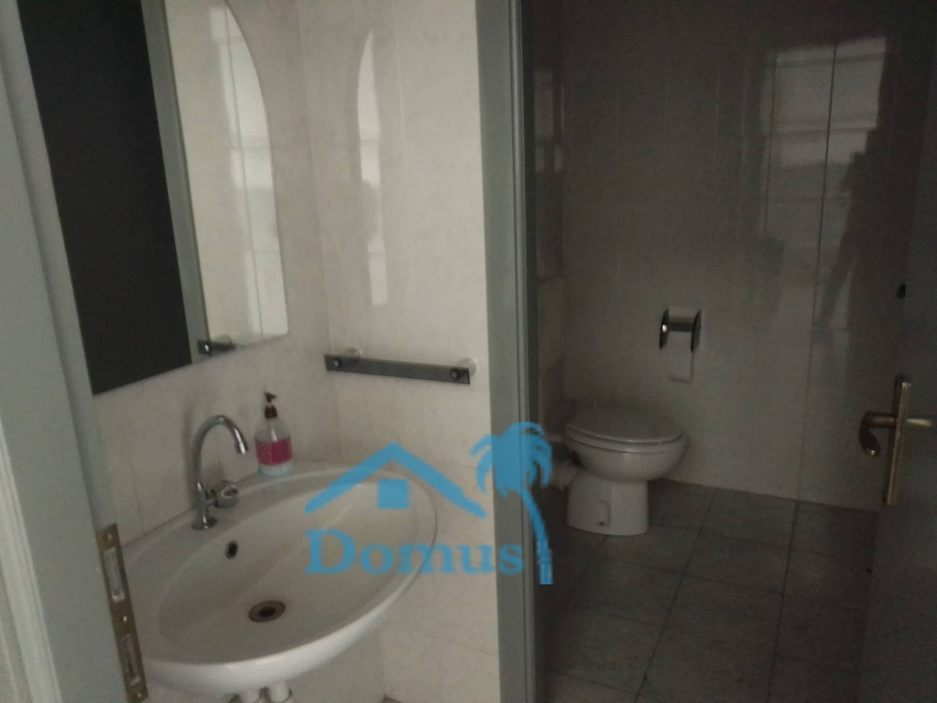 Capannone in vendita a Pinerolo