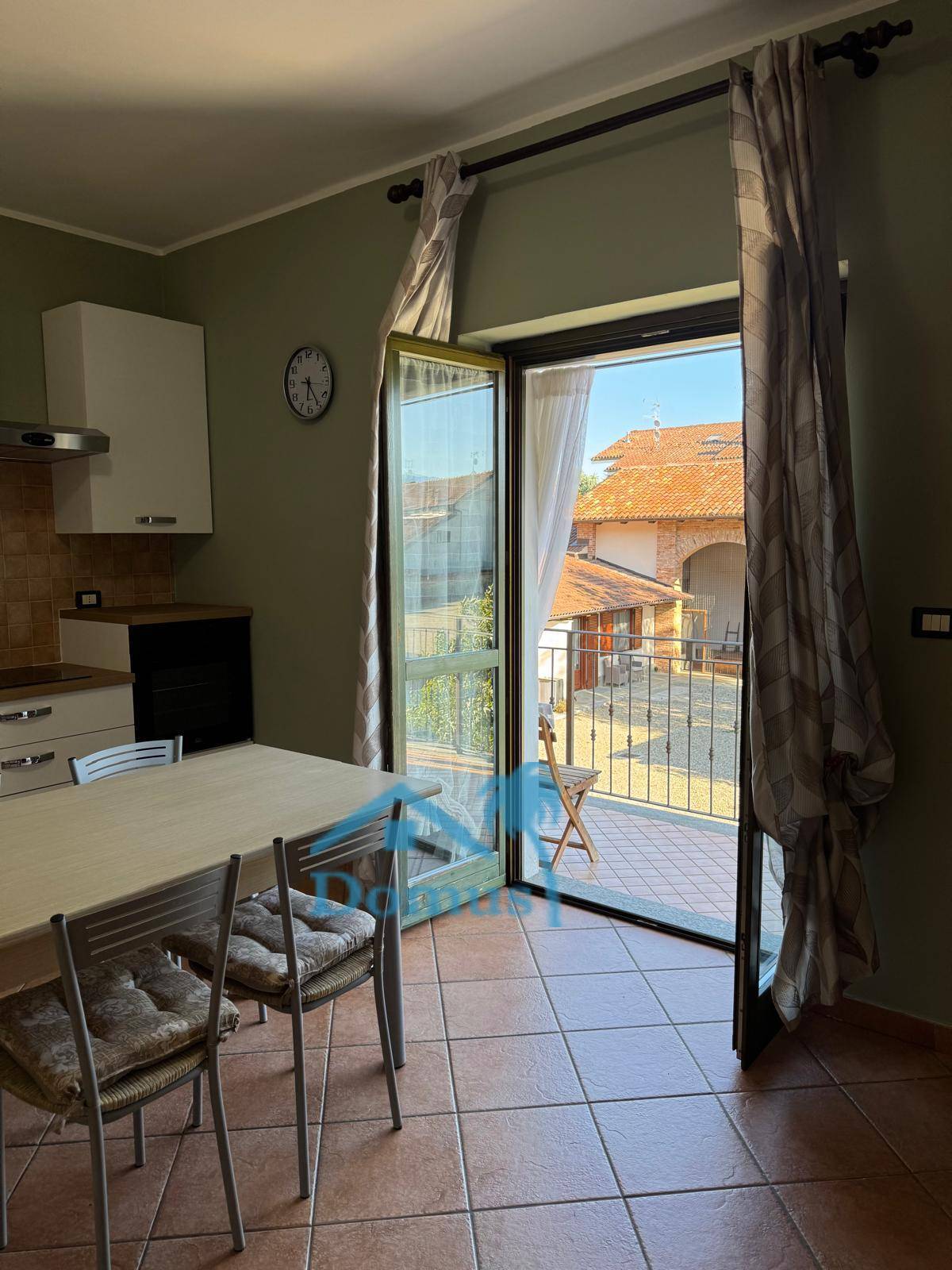 Appartamento in corte in affitto a Piscina