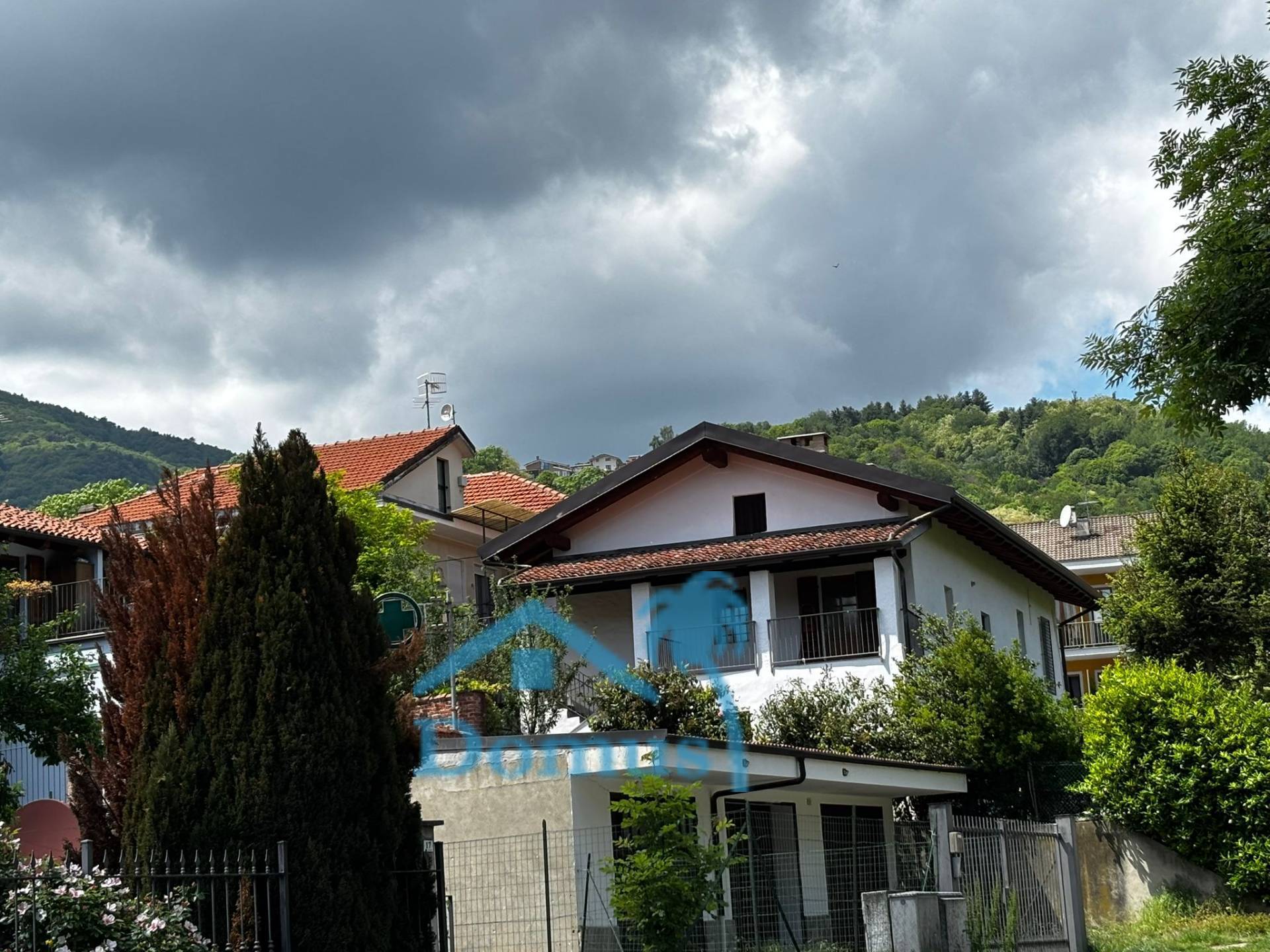 Casa indipendente in vendita a San Pietro Val Lemina