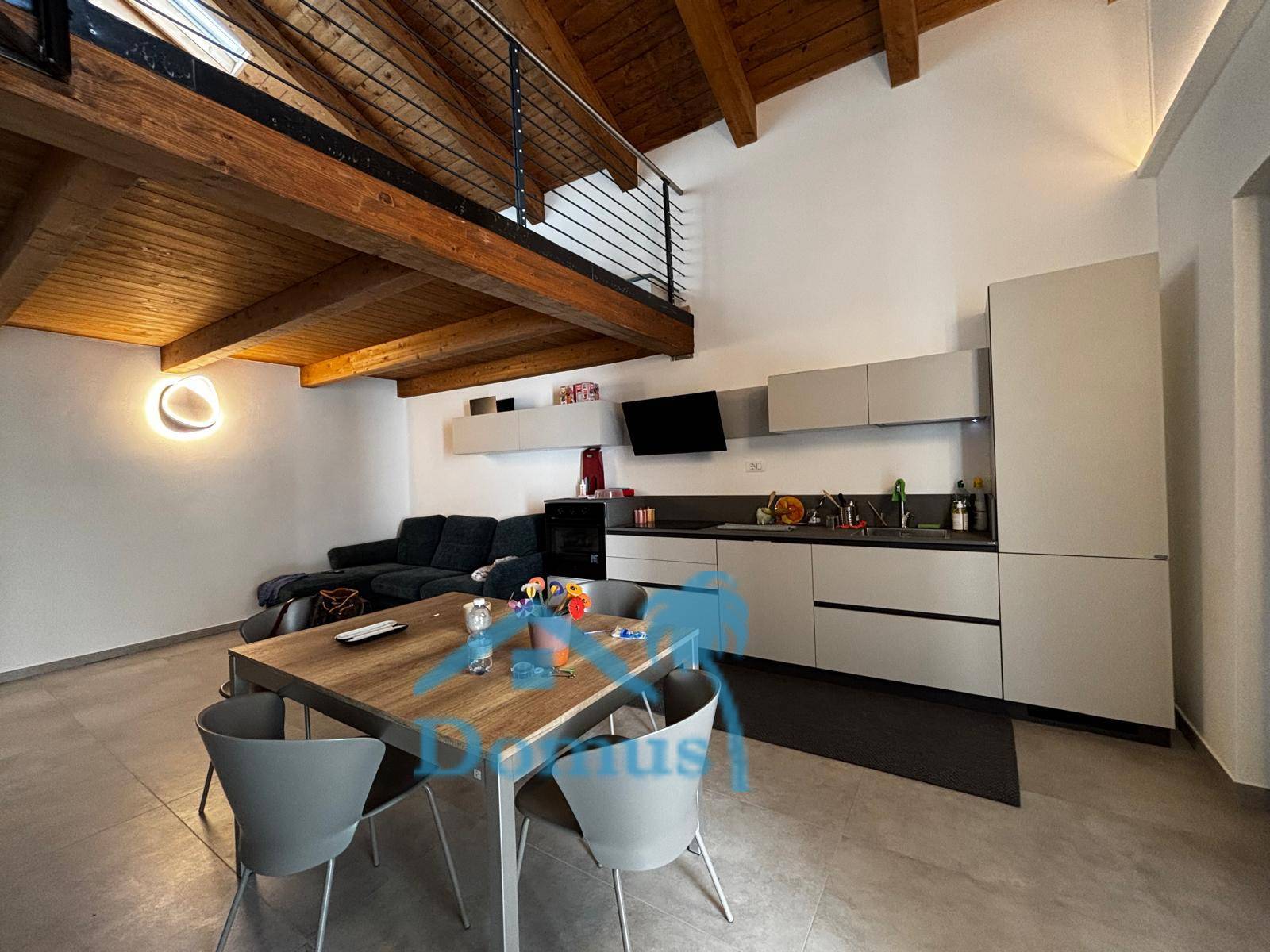 Appartamento in affitto a Pinerolo, Duomo