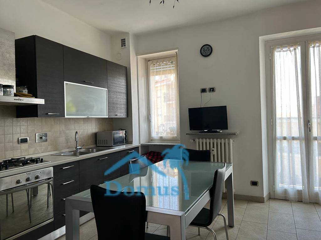 Appartamento in affitto a Pinerolo, Portici
