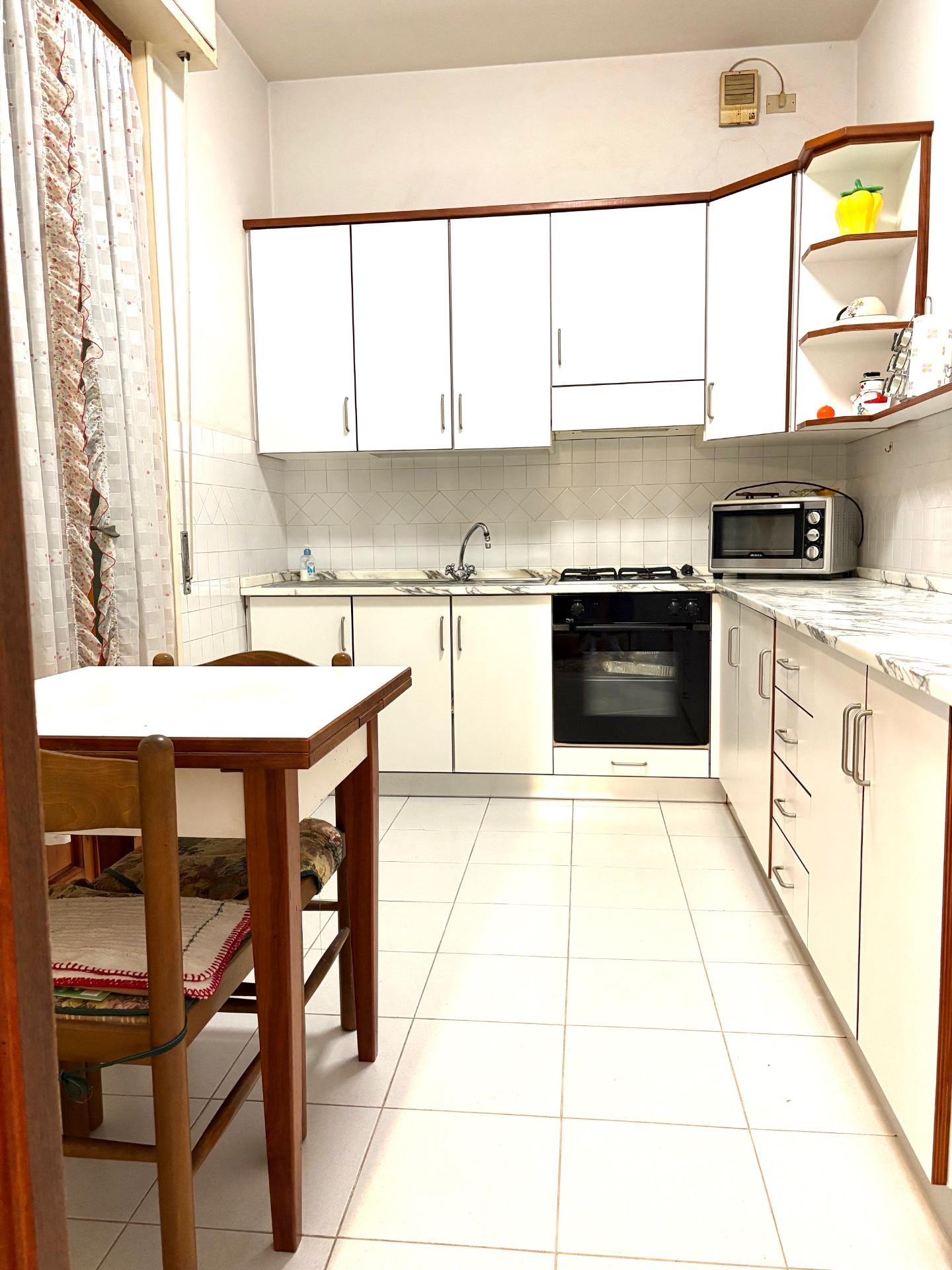 Villa con giardino, Empoli zona pretura