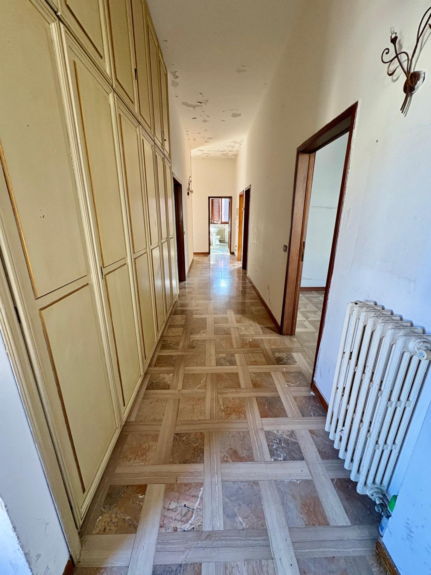 Villa Bifamiliare con giardino, Empoli zona stadio