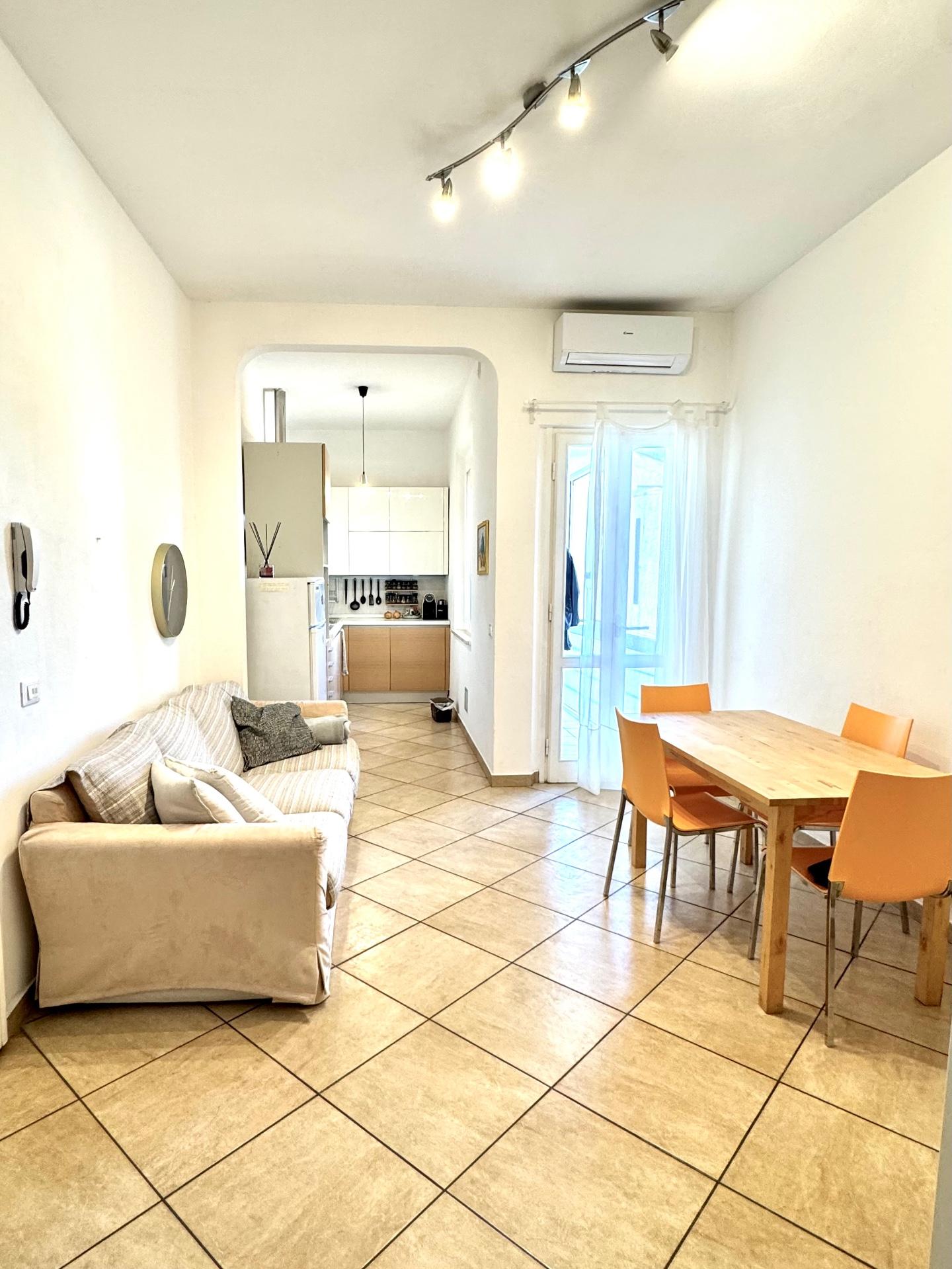 Trilocale con terrazzo, Empoli piazza toscanini