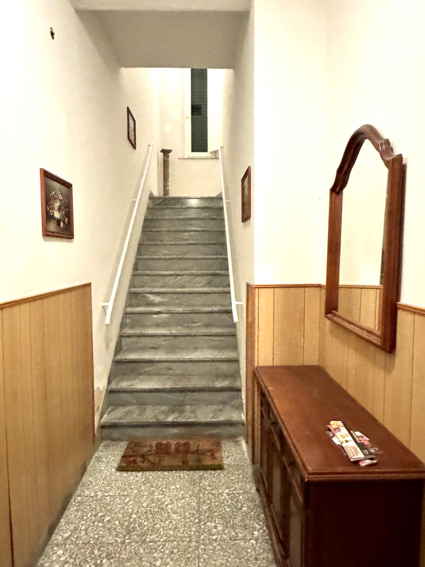 Quadrilocale con giardino, Empoli semicentro