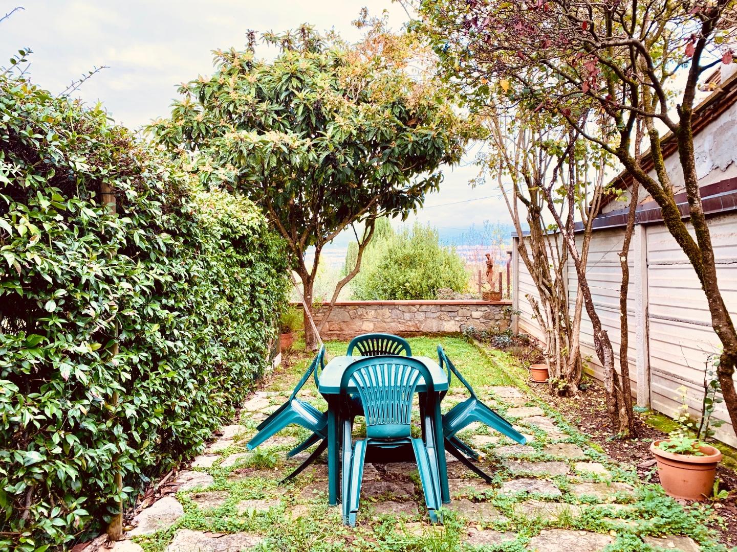 Trilocale arredato in affitto, Scandicci mosciano