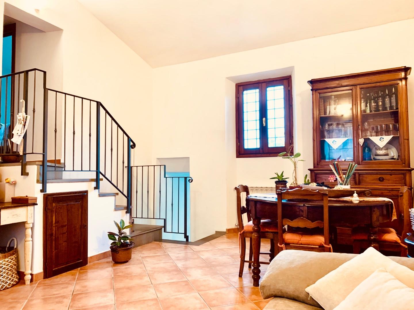 Trilocale arredato in affitto, Scandicci mosciano