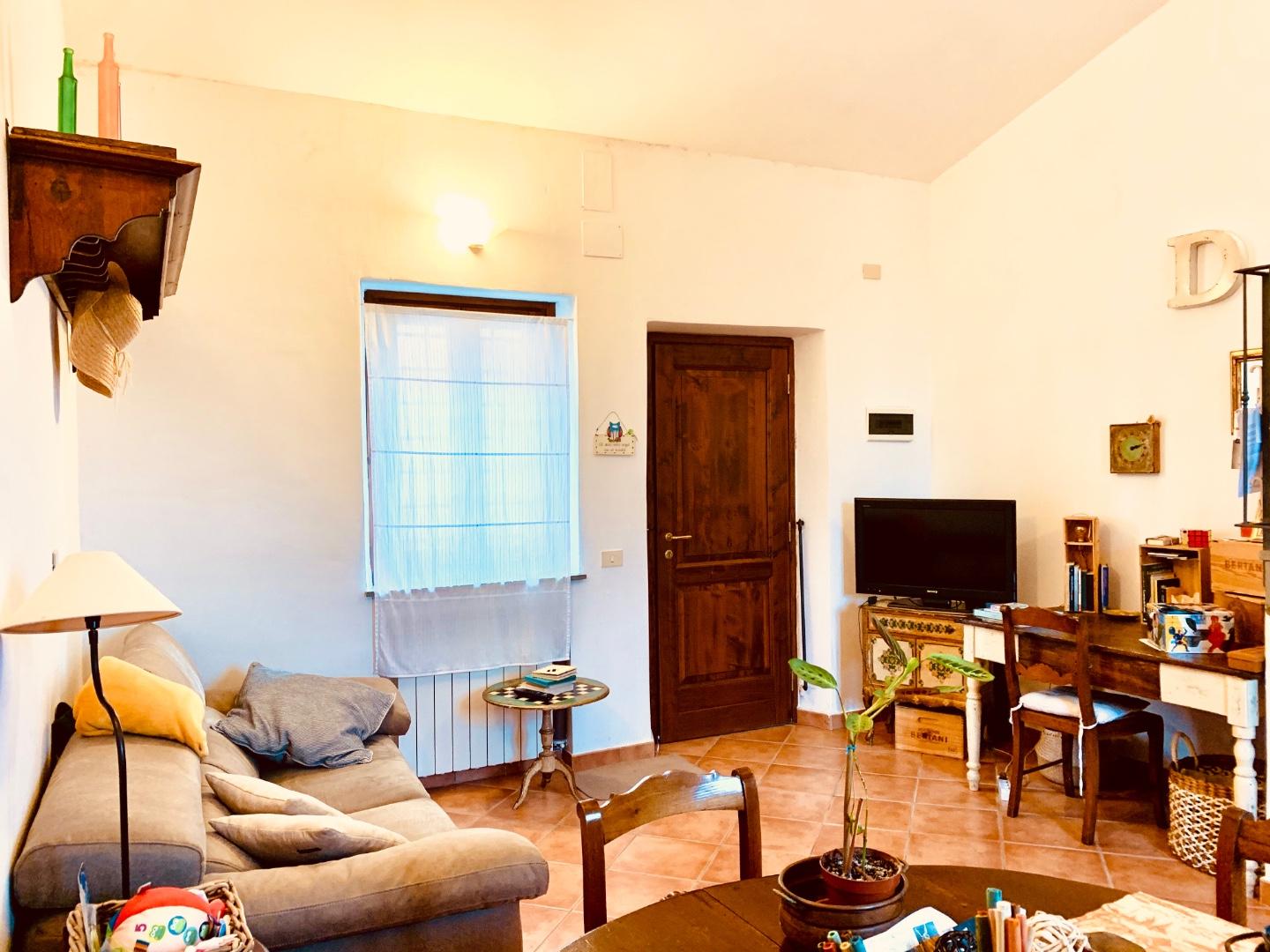 Trilocale arredato in affitto, Scandicci mosciano