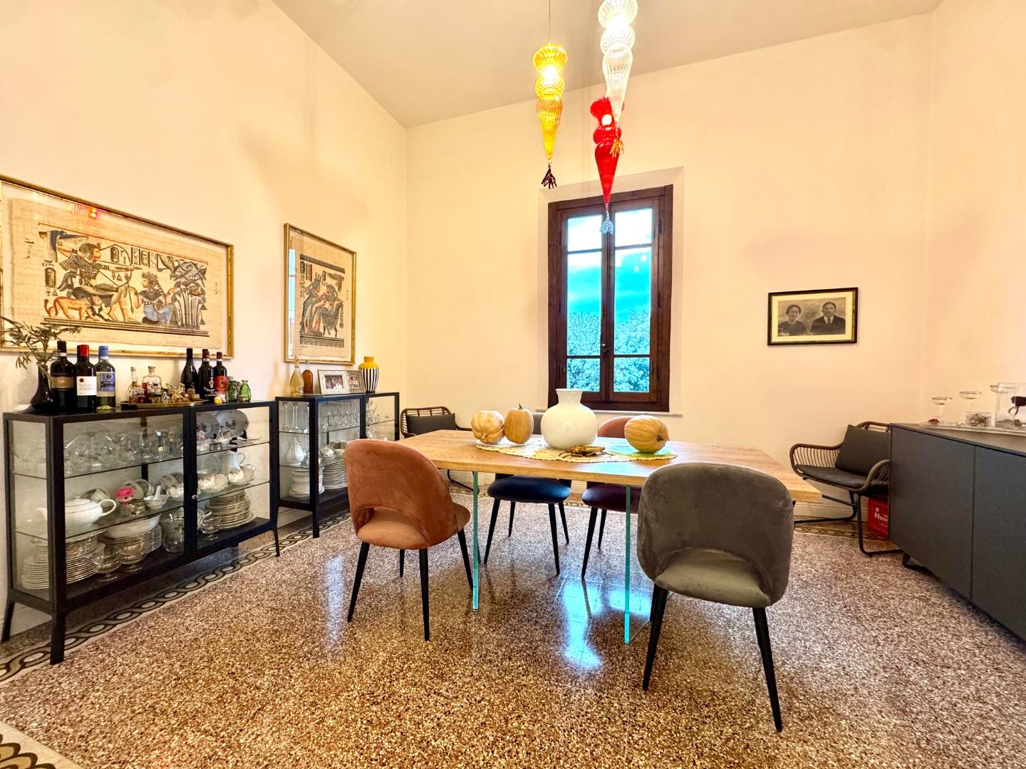 Appartamento con terrazzo, Empoli piazza gramsci