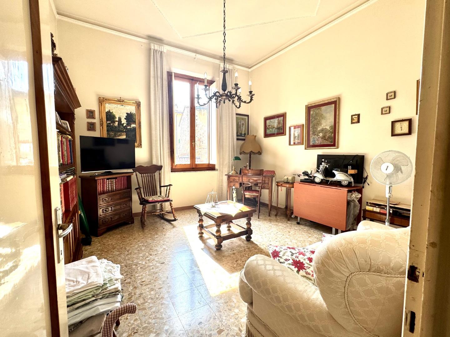 Quadrilocale con terrazzo, Empoli semicentro