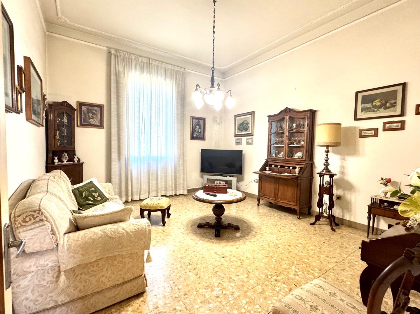 Quadrilocale con terrazzo, Empoli semicentro