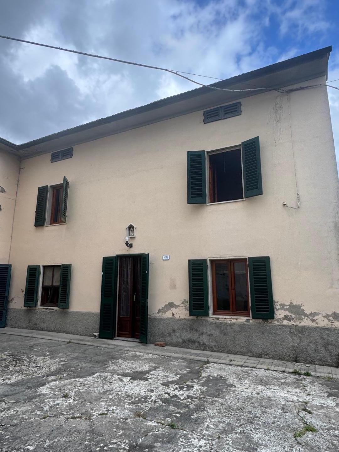 Villa con giardino a Larciano