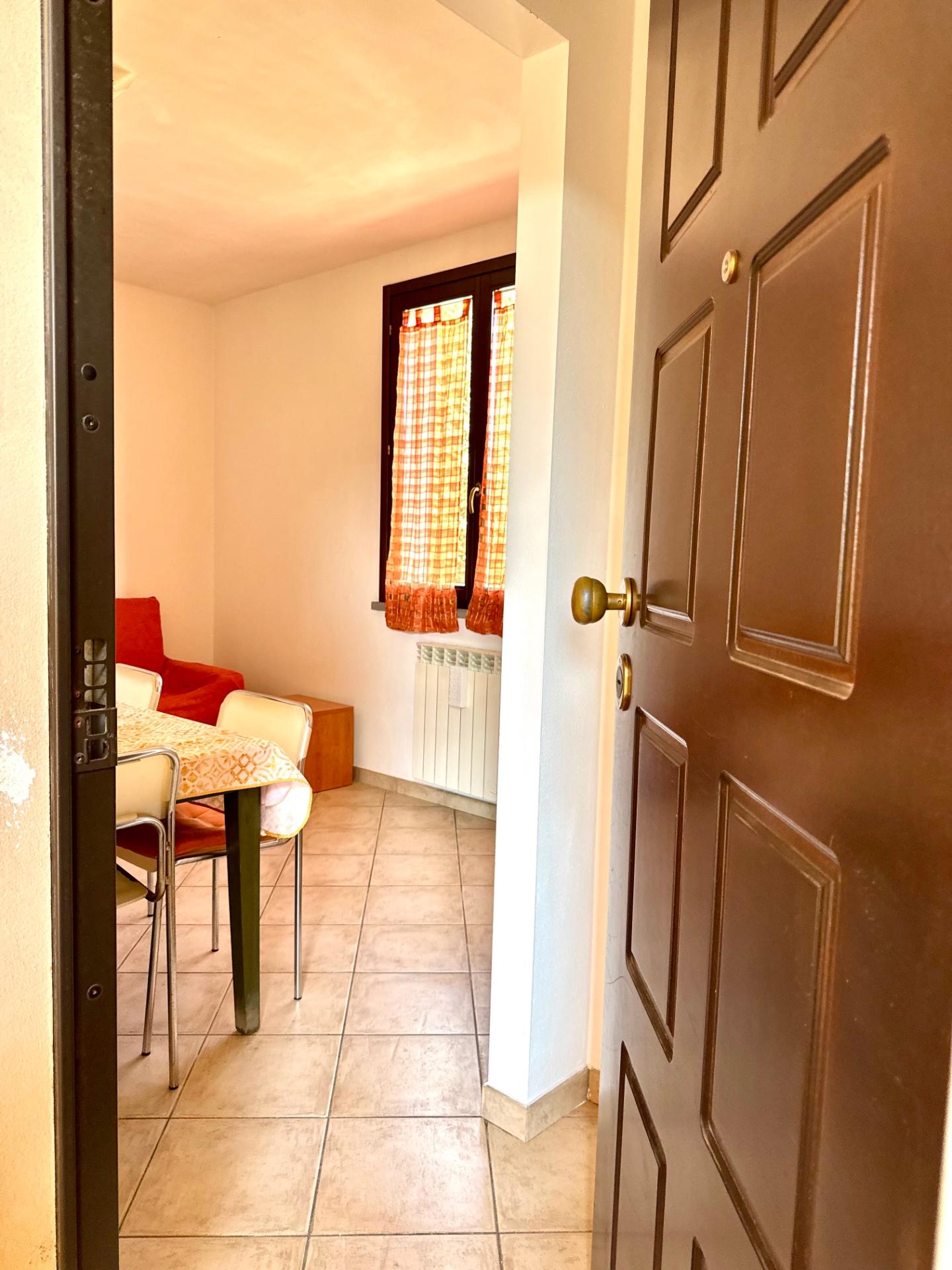 Bilocale arredato in affitto, San Miniato scala