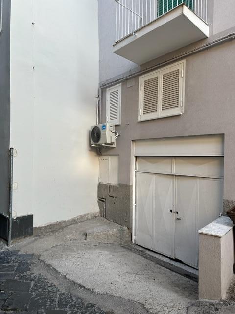 Trilocale arredato in affitto a Aversa