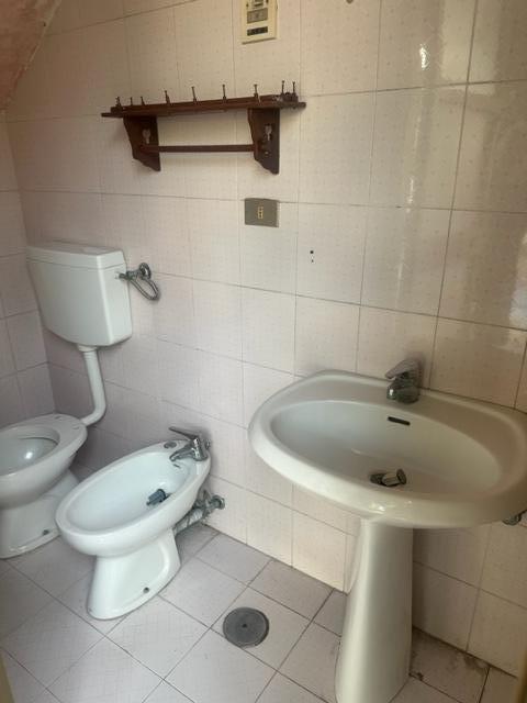 Casa indipendente da ristrutturare a Carinaro