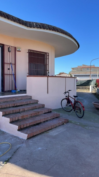 Villa con giardino a Castel Volturno