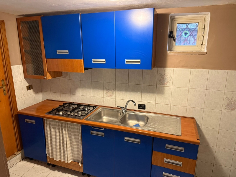 Trilocale arredato in affitto a Francolise