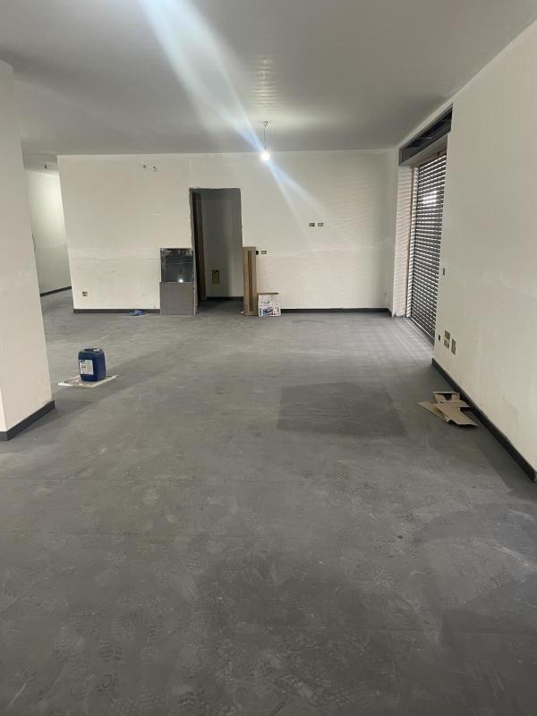 Ufficio con terrazzo a San Marcellino