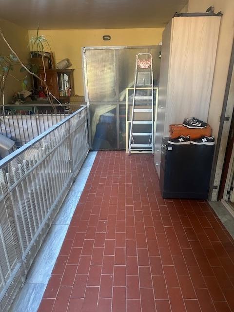 Trilocale con terrazzo a Aversa