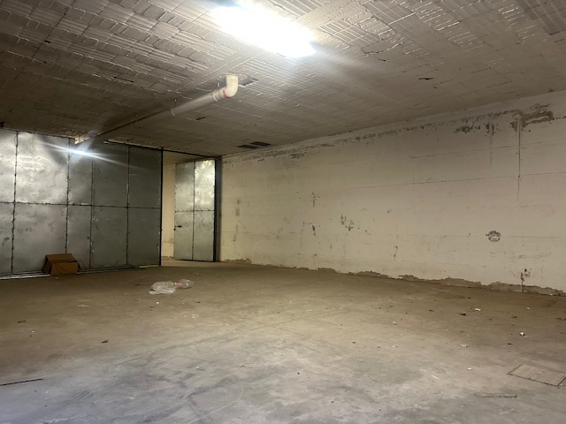 Magazzino classe A4 a Trentola-Ducenta